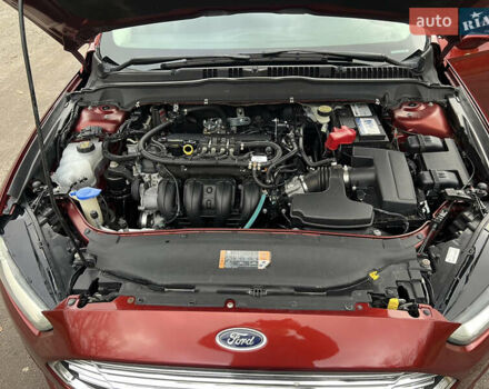 Красный Форд Фьюжн, объемом двигателя 2.52 л и пробегом 233 тыс. км за 9999 $, фото 31 на Automoto.ua