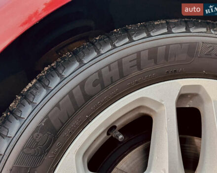 Форд Фьюжн 2014 в Николаеве на Automoto.ua Красный Форд Фьюжн, объемом двигателя 2.49 л и пробегом 151 тыс. км за 9900 $, фото 13 на Automoto.ua