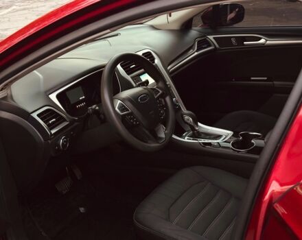 Форд Фьюжн 2014 в Николаеве на Automoto.ua Красный Форд Фьюжн, объемом двигателя 2.5 л и пробегом 151 тыс. км за 9900 $, фото 7 на Automoto.ua