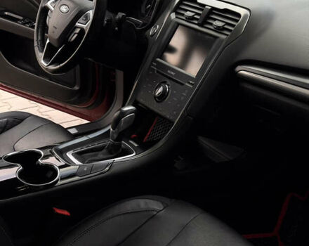 Червоний Форд Фьюжен, об'ємом двигуна 2 л та пробігом 236 тис. км за 10800 $, фото 10 на Automoto.ua