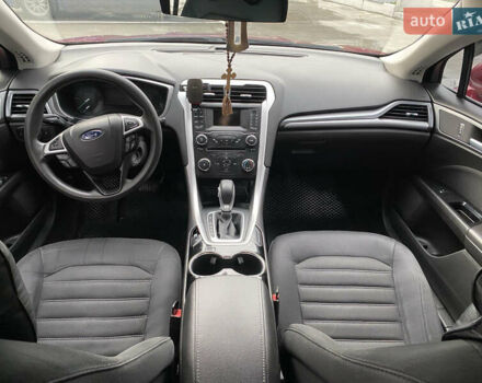 Красный Форд Фьюжн, объемом двигателя 2.5 л и пробегом 190 тыс. км за 8900 $, фото 9 на Automoto.ua