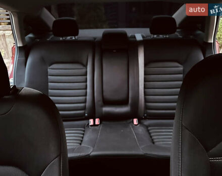 Форд Фьюжн 2014 в Николаеве на Automoto.ua Красный Форд Фьюжн, объемом двигателя 2.49 л и пробегом 151 тыс. км за 9900 $, фото 12 на Automoto.ua