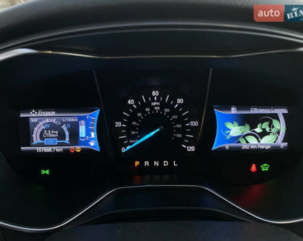 Красный Форд Фьюжн, объемом двигателя 2 л и пробегом 166 тыс. км за 11900 $, фото 12 на Automoto.ua