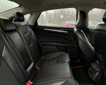 Красный Форд Фьюжн, объемом двигателя 2 л и пробегом 135 тыс. км за 9500 $, фото 20 на Automoto.ua