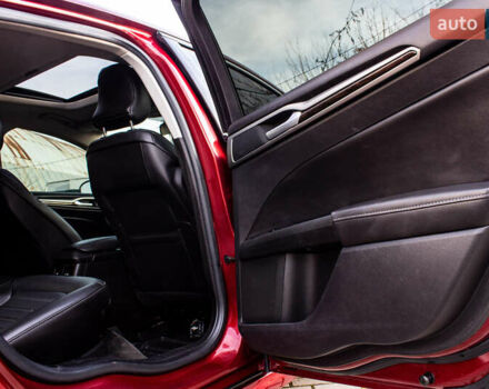 Красный Форд Фьюжн, объемом двигателя 2 л и пробегом 94 тыс. км за 14900 $, фото 31 на Automoto.ua
