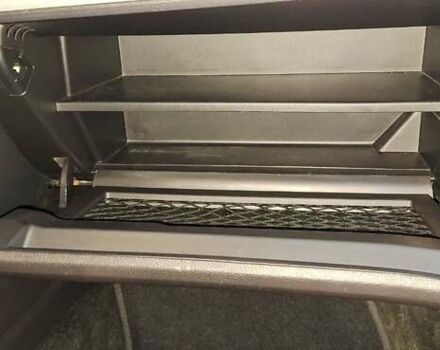 Красный Форд Фьюжн, объемом двигателя 2.49 л и пробегом 214 тыс. км за 9300 $, фото 14 на Automoto.ua