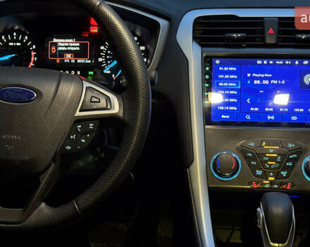 Червоний Форд Фьюжен, об'ємом двигуна 2.5 л та пробігом 99 тис. км за 11799 $, фото 1 на Automoto.ua