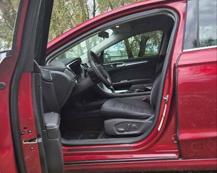 Красный Форд Фьюжн, объемом двигателя 2.49 л и пробегом 214 тыс. км за 9300 $, фото 5 на Automoto.ua