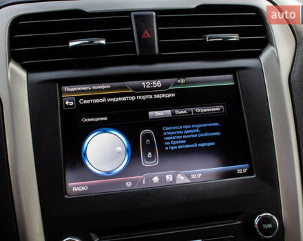 Красный Форд Фьюжн, объемом двигателя 2 л и пробегом 94 тыс. км за 14900 $, фото 56 на Automoto.ua