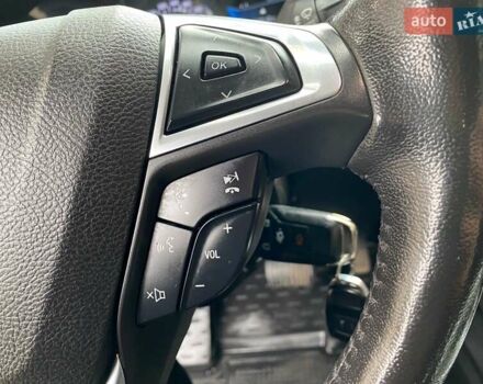 Форд Фьюжн 2015 в Ивано-Франковске на Automoto.ua Красный Форд Фьюжн, объемом двигателя 2.49 л и пробегом 178 тыс. км за 10900 $, фото 46 на Automoto.ua