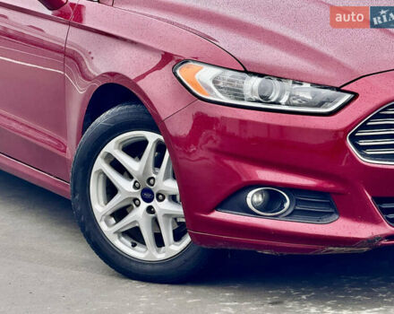 Красный Форд Фьюжн, объемом двигателя 1.5 л и пробегом 225 тыс. км за 8999 $, фото 7 на Automoto.ua