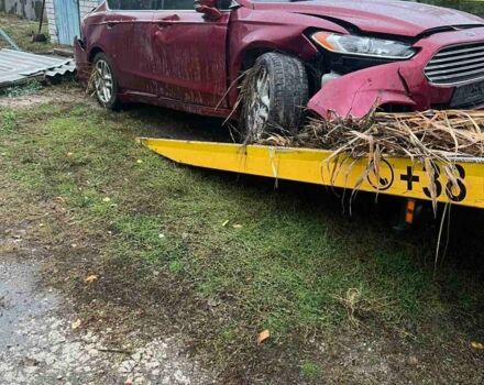 Форд Фьюжен 2015 у Синельниковом на Automoto.ua Червоний Форд Фьюжен, об'ємом двигуна 0 л та пробігом 150 тис. км за 5000 $, фото 3 на Automoto.ua