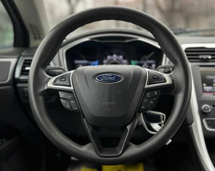 Красный Форд Фьюжн, объемом двигателя 2.5 л и пробегом 181 тыс. км за 11800 $, фото 7 на Automoto.ua