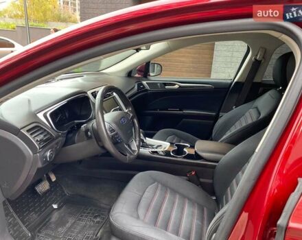 Форд Фьюжн 2015 в Ивано-Франковске на Automoto.ua Красный Форд Фьюжн, объемом двигателя 2.49 л и пробегом 178 тыс. км за 10900 $, фото 35 на Automoto.ua