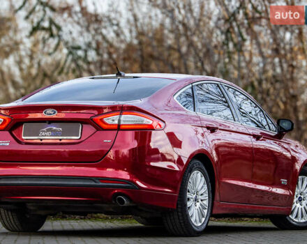 Красный Форд Фьюжн, объемом двигателя 2 л и пробегом 94 тыс. км за 14900 $, фото 24 на Automoto.ua