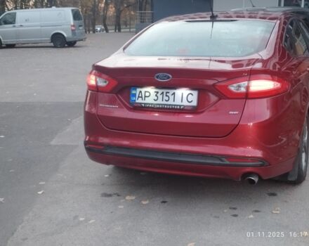 Красный Форд Фьюжн, объемом двигателя 2.5 л и пробегом 160 тыс. км за 11000 $, фото 13 на Automoto.ua
