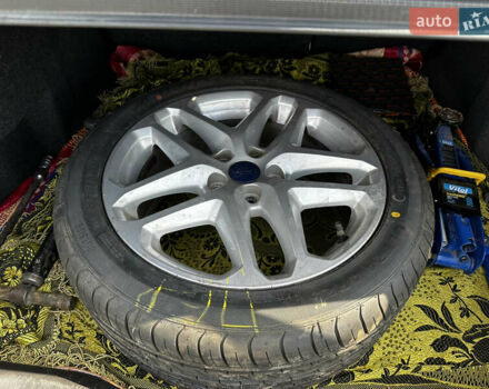 Форд Фьюжн 2015 в Львове на Automoto.ua Красный Форд Фьюжн, объемом двигателя 2.5 л и пробегом 181 тыс. км за 11000 $, фото 9 на Automoto.ua