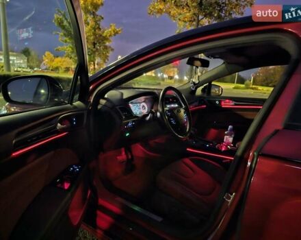 Форд Фьюжн 2015 в Киеве на Automoto.ua Красный Форд Фьюжн, объемом двигателя 2.49 л и пробегом 170 тыс. км за 15000 $, фото 20 на Automoto.ua