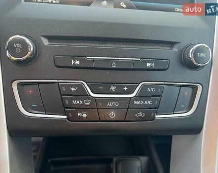 Форд Фьюжен 2015 у Львові на Automoto.ua Червоний Форд Фьюжен, об'ємом двигуна 1.5 л та пробігом 80 тис. км за 7800 $, фото 28 на Automoto.ua