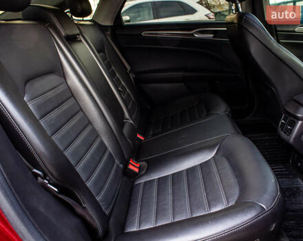 Красный Форд Фьюжн, объемом двигателя 2 л и пробегом 94 тыс. км за 14900 $, фото 30 на Automoto.ua