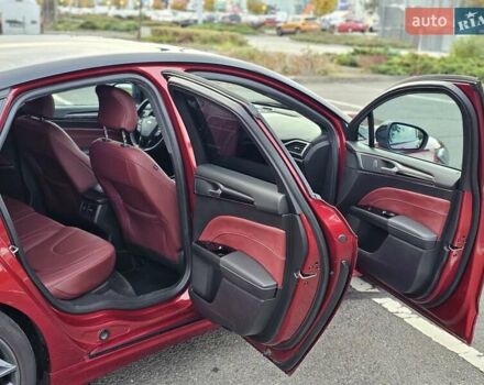 Форд Фьюжн 2015 в Киеве на Automoto.ua Красный Форд Фьюжн, объемом двигателя 2.49 л и пробегом 170 тыс. км за 15000 $, фото 24 на Automoto.ua