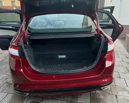 Красный Форд Фьюжн, объемом двигателя 2 л и пробегом 96 тыс. км за 13000 $, фото 20 на Automoto.ua