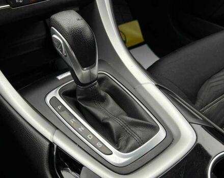 Красный Форд Фьюжн, объемом двигателя 2.5 л и пробегом 181 тыс. км за 11800 $, фото 14 на Automoto.ua