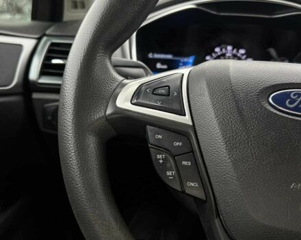 Красный Форд Фьюжн, объемом двигателя 2.5 л и пробегом 181 тыс. км за 11800 $, фото 8 на Automoto.ua