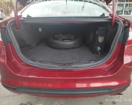 Красный Форд Фьюжн, объемом двигателя 2.5 л и пробегом 160 тыс. км за 11000 $, фото 9 на Automoto.ua