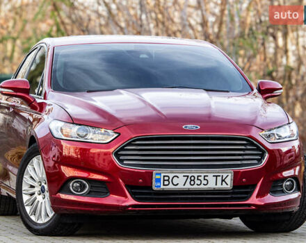 Красный Форд Фьюжн, объемом двигателя 2 л и пробегом 94 тыс. км за 14900 $, фото 7 на Automoto.ua