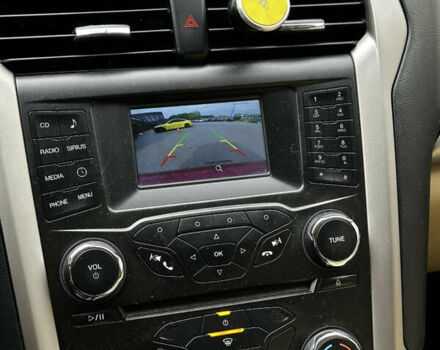 Красный Форд Фьюжн, объемом двигателя 2.49 л и пробегом 150 тыс. км за 8800 $, фото 8 на Automoto.ua