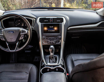 Красный Форд Фьюжн, объемом двигателя 2 л и пробегом 94 тыс. км за 14900 $, фото 29 на Automoto.ua