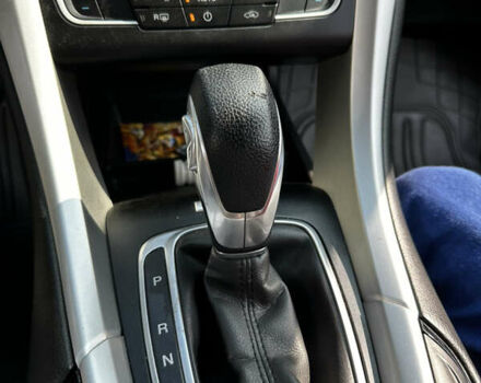 Форд Фьюжн 2015 в Львове на Automoto.ua Красный Форд Фьюжн, объемом двигателя 2.5 л и пробегом 181 тыс. км за 11000 $, фото 19 на Automoto.ua