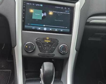 Красный Форд Фьюжн, объемом двигателя 2.49 л и пробегом 214 тыс. км за 9300 $, фото 6 на Automoto.ua