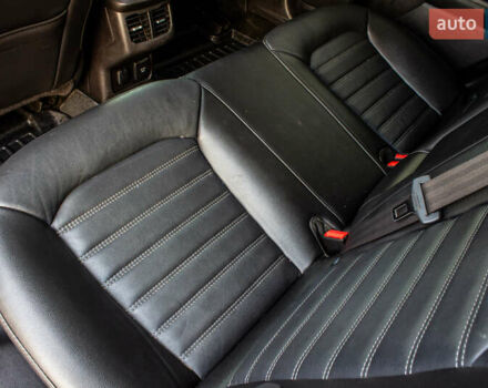 Красный Форд Фьюжн, объемом двигателя 2 л и пробегом 94 тыс. км за 14900 $, фото 33 на Automoto.ua