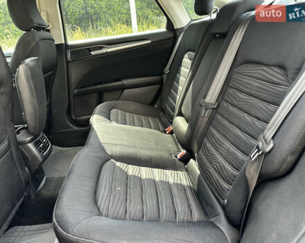 Форд Фьюжн 2015 в Львове на Automoto.ua Красный Форд Фьюжн, объемом двигателя 2.5 л и пробегом 181 тыс. км за 11000 $, фото 11 на Automoto.ua