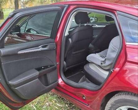 Красный Форд Фьюжн, объемом двигателя 2.49 л и пробегом 214 тыс. км за 9300 $, фото 7 на Automoto.ua