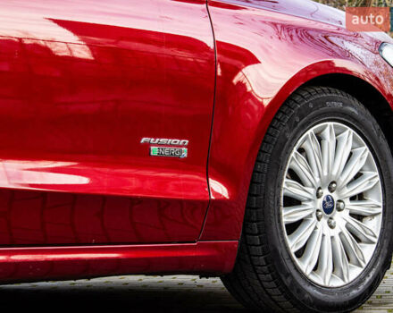 Красный Форд Фьюжн, объемом двигателя 2 л и пробегом 94 тыс. км за 14900 $, фото 18 на Automoto.ua