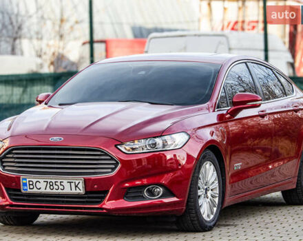 Красный Форд Фьюжн, объемом двигателя 2 л и пробегом 94 тыс. км за 14900 $, фото 9 на Automoto.ua
