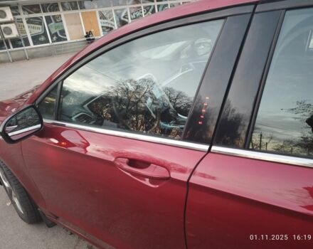 Красный Форд Фьюжн, объемом двигателя 2.5 л и пробегом 160 тыс. км за 11000 $, фото 6 на Automoto.ua