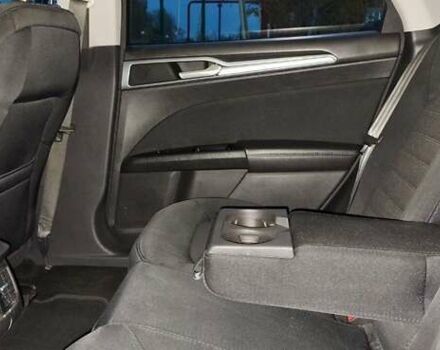 Красный Форд Фьюжн, объемом двигателя 2.49 л и пробегом 214 тыс. км за 9300 $, фото 17 на Automoto.ua