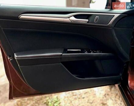 Красный Форд Фьюжн, объемом двигателя 2.5 л и пробегом 191 тыс. км за 8990 $, фото 11 на Automoto.ua