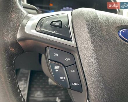 Форд Фьюжн 2015 в Ивано-Франковске на Automoto.ua Красный Форд Фьюжн, объемом двигателя 2.49 л и пробегом 178 тыс. км за 10900 $, фото 47 на Automoto.ua