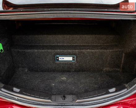 Красный Форд Фьюжн, объемом двигателя 2 л и пробегом 94 тыс. км за 14900 $, фото 38 на Automoto.ua