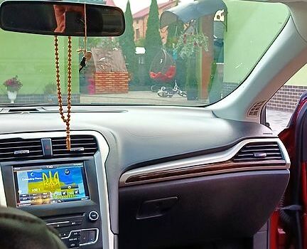 Форд Фьюжн 2015 в Львове на Automoto.ua Красный Форд Фьюжн, объемом двигателя 1.5 л и пробегом 147 тыс. км за 9500 $, фото 12 на Automoto.ua