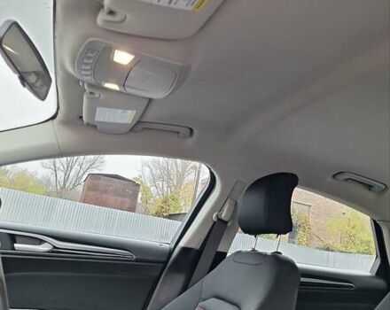 Красный Форд Фьюжн, объемом двигателя 2.49 л и пробегом 181 тыс. км за 10700 $, фото 13 на Automoto.ua