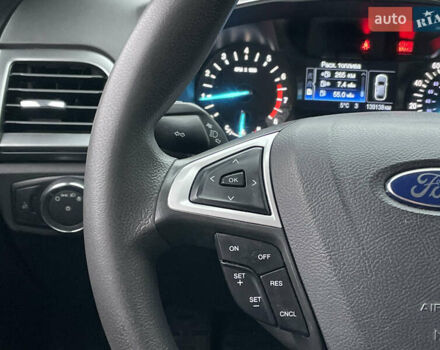 Форд Фьюжен 2015 у Києві на Automoto.ua Червоний Форд Фьюжен, об'ємом двигуна 1.5 л та пробігом 139 тис. км за 10490 $, фото 22 на Automoto.ua