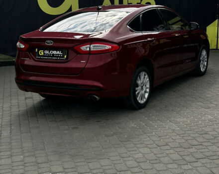 Красный Форд Фьюжн, объемом двигателя 2.49 л и пробегом 150 тыс. км за 8800 $, фото 19 на Automoto.ua