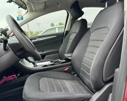 Красный Форд Фьюжн, объемом двигателя 1.5 л и пробегом 140 тыс. км за 9700 $, фото 9 на Automoto.ua