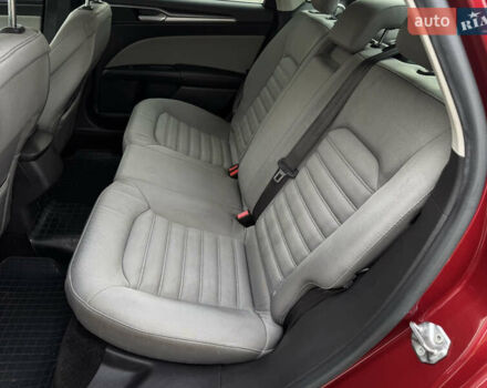 Красный Форд Фьюжн, объемом двигателя 2.5 л и пробегом 131 тыс. км за 8400 $, фото 12 на Automoto.ua